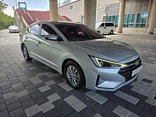 HYUNDAI AVANTE AD 2019