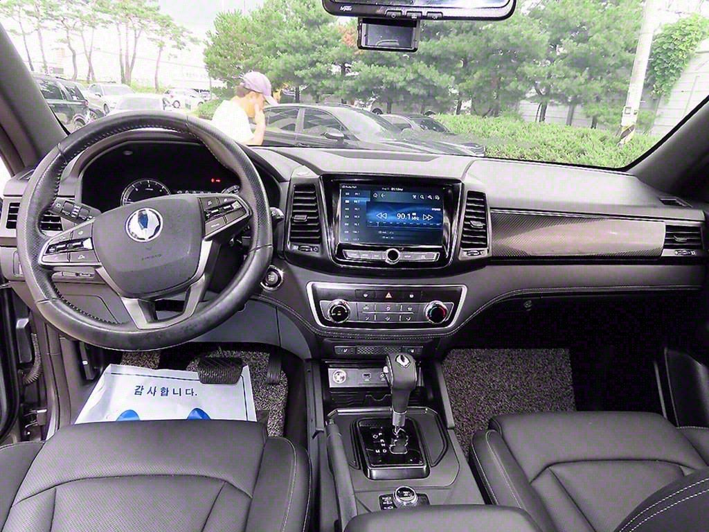 SSANGYONG REXTON SPORTS CAR 2020
