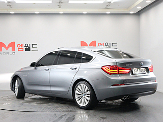 BMW 5-SERIES GT F07 2016