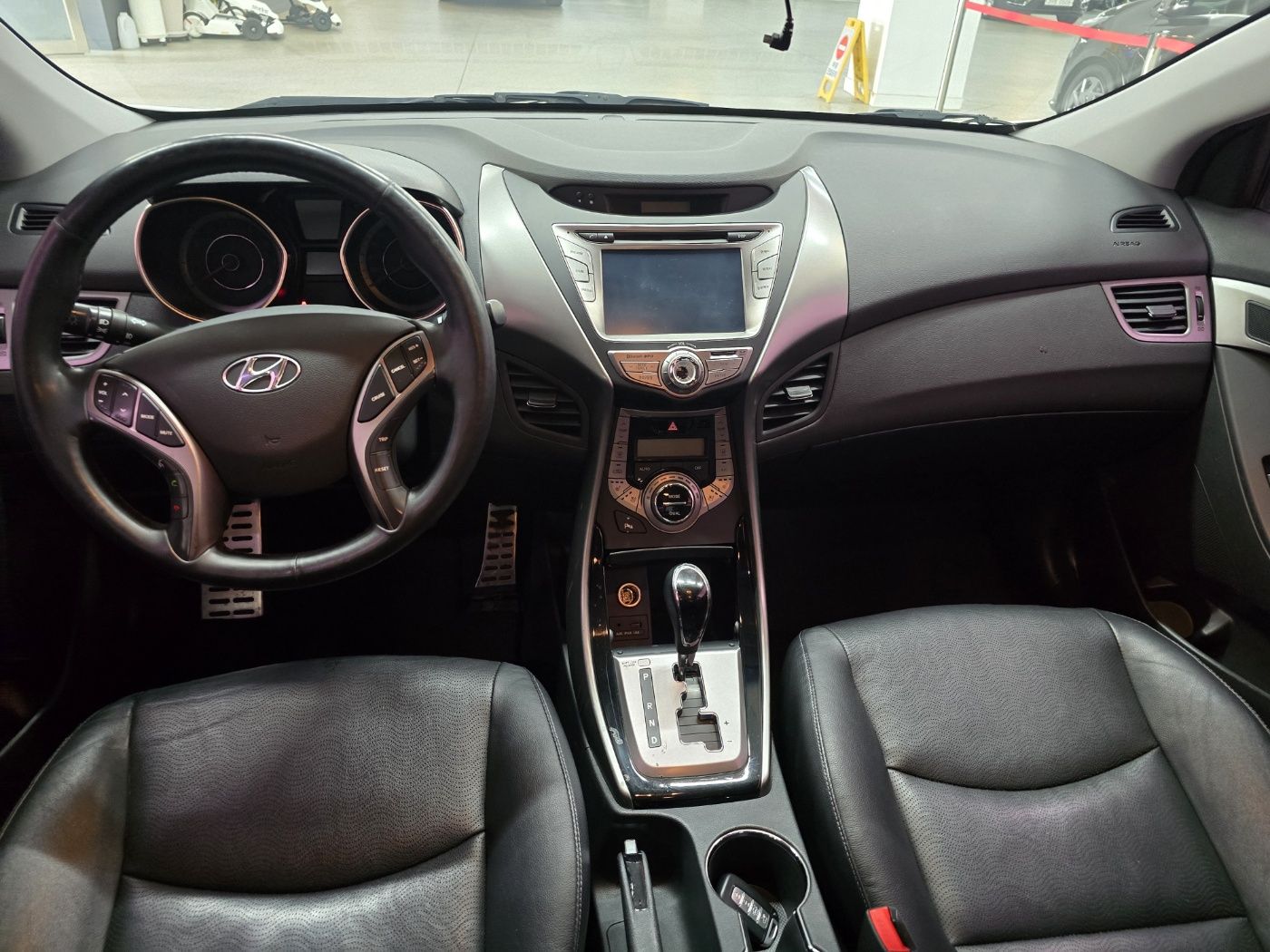 HYUNDAI AVANTE MD 2013