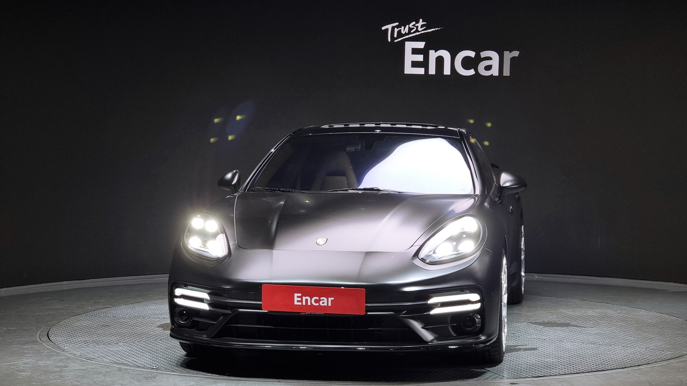 PORSCHE PANAMERA 2011