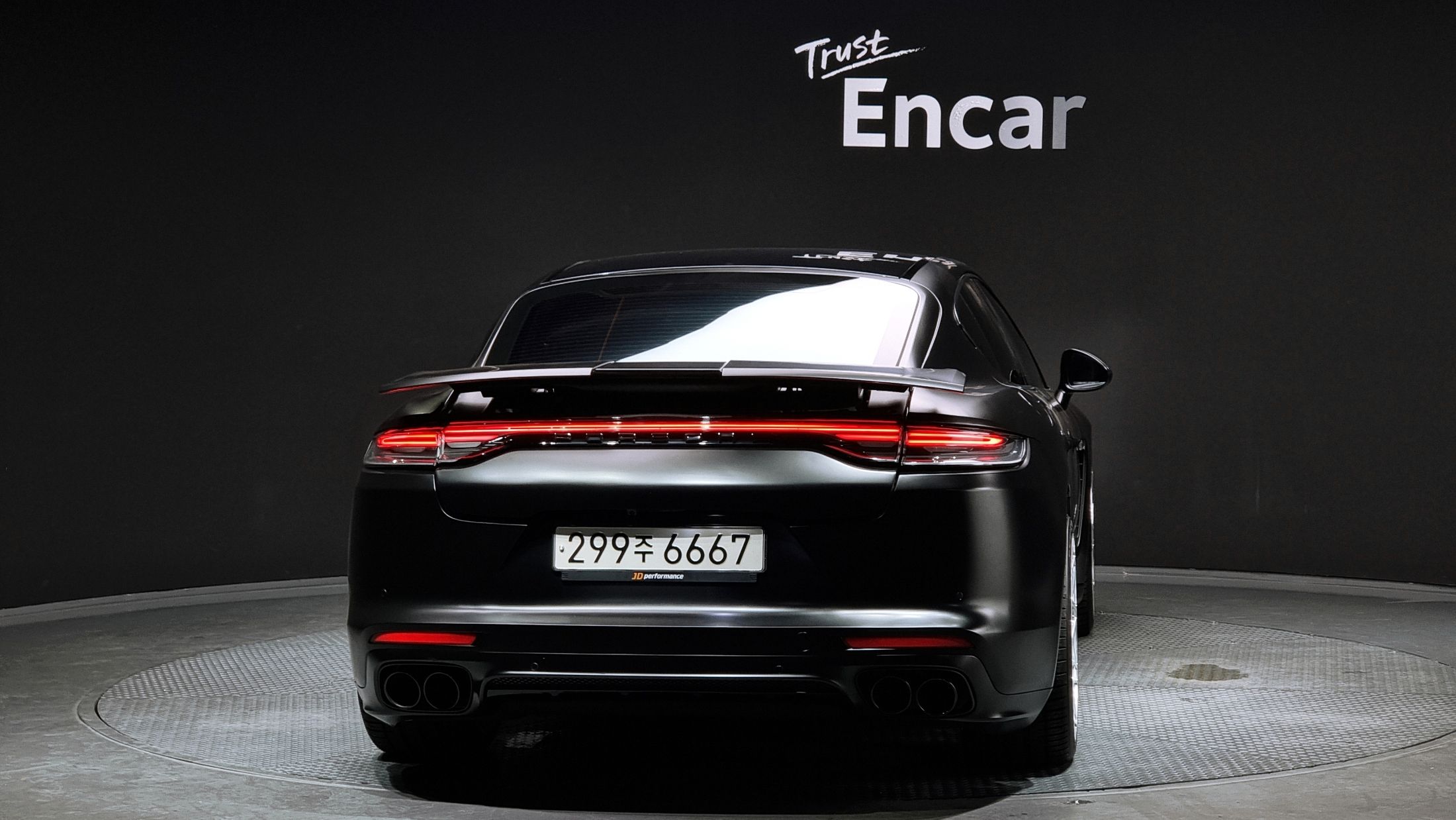 PORSCHE PANAMERA 2011