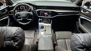 AUDI A7 4K 2022