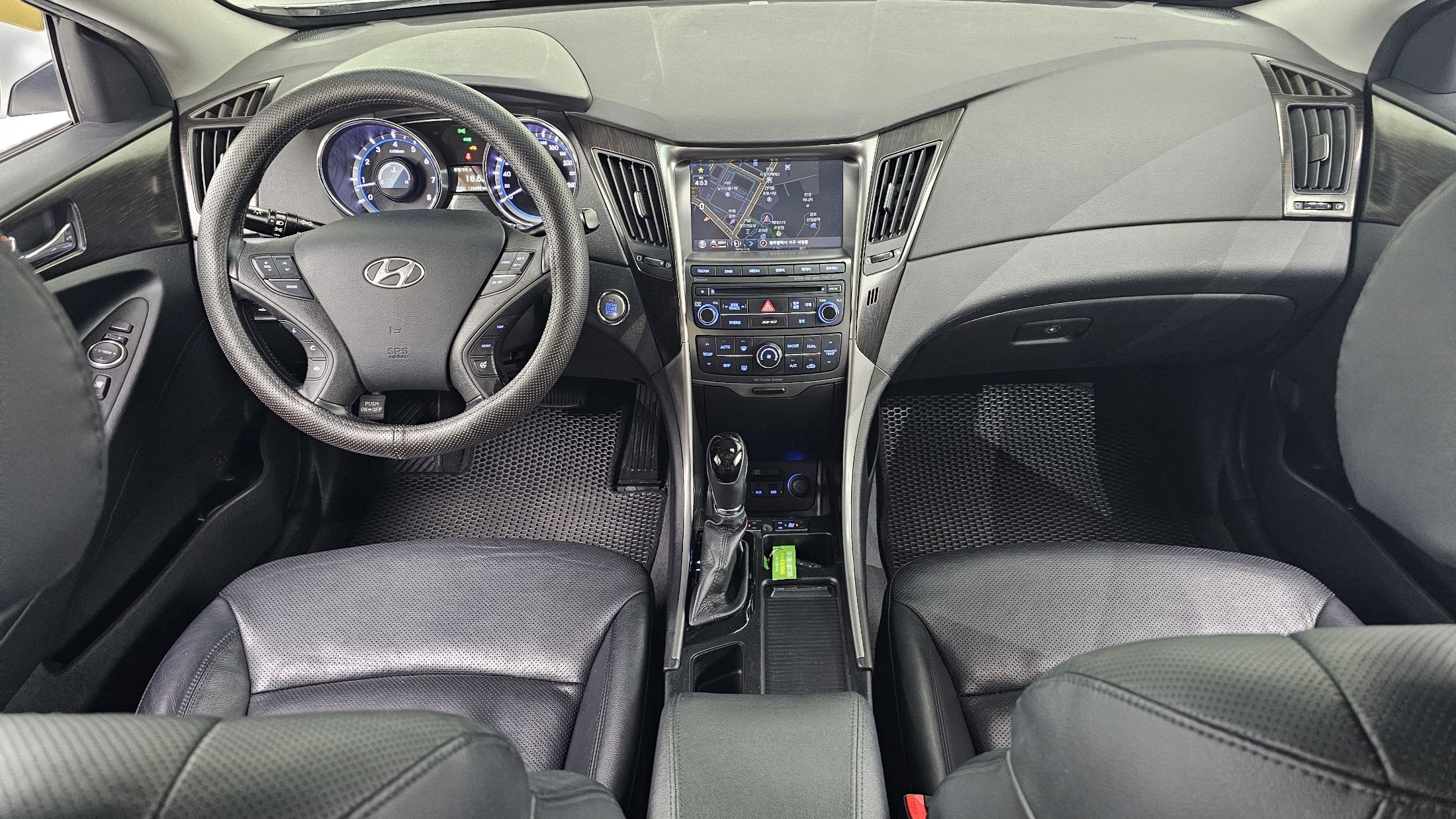 HYUNDAI SONATA THE BRILLIANT 2012