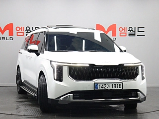 KIA CARNIVAL 4 GENERATION 9 Seater Signature 2023