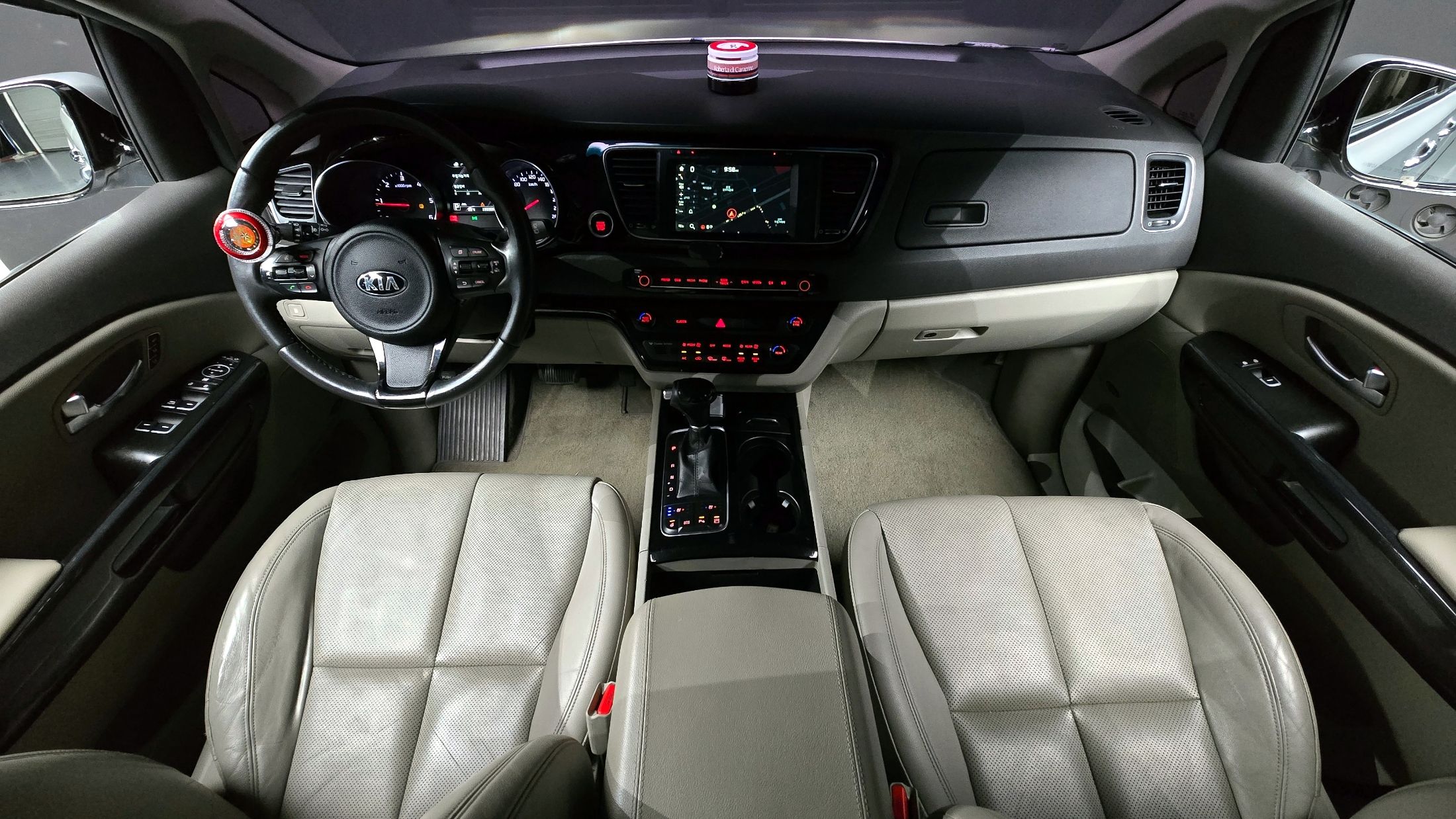 KIA CARNIVAL 2014