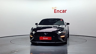 FORD MUSTANG 2020