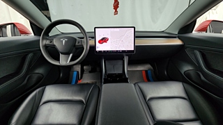 TESLA MODEL 3 2020