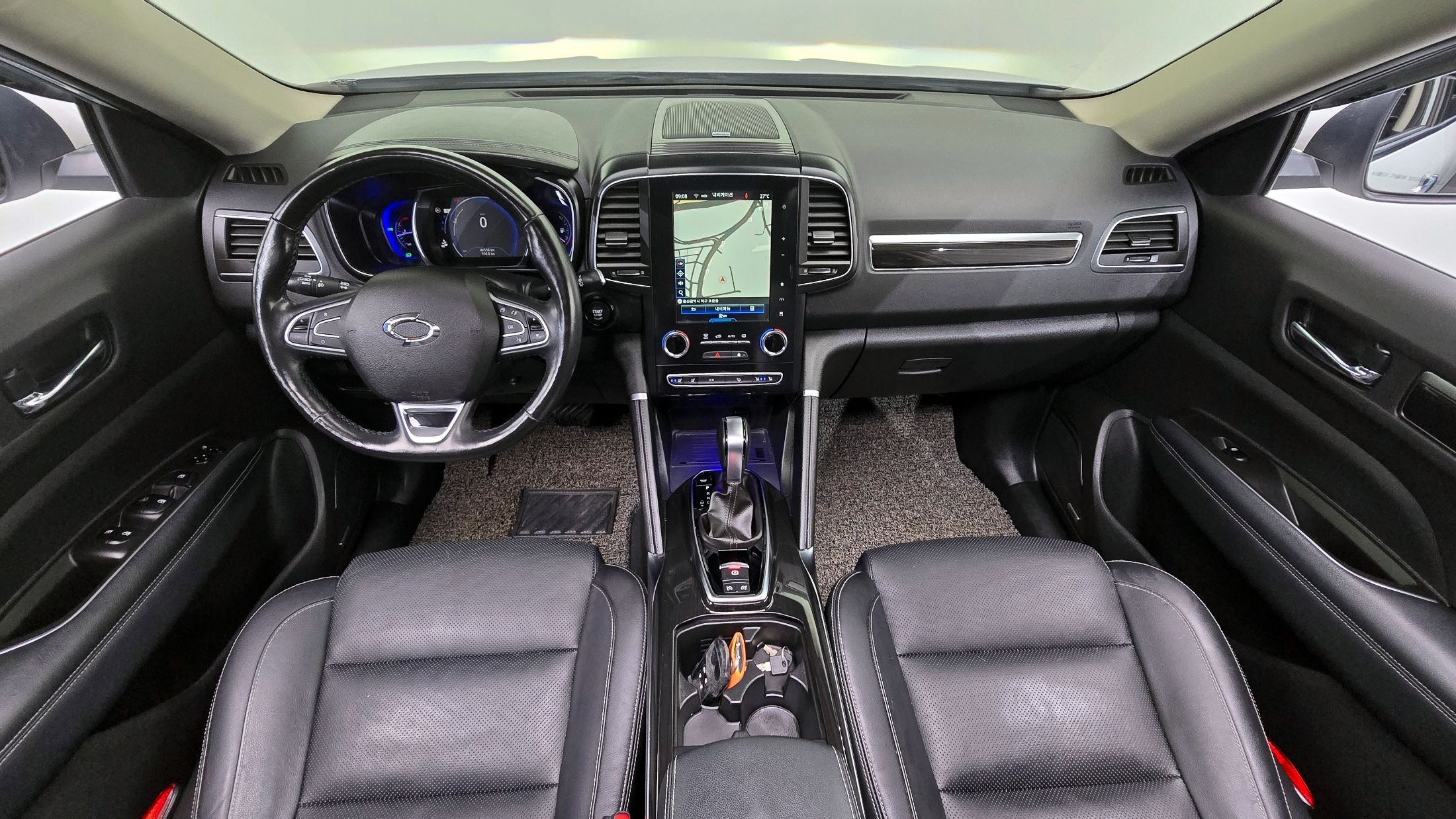 SAMSUNG QM6 2018