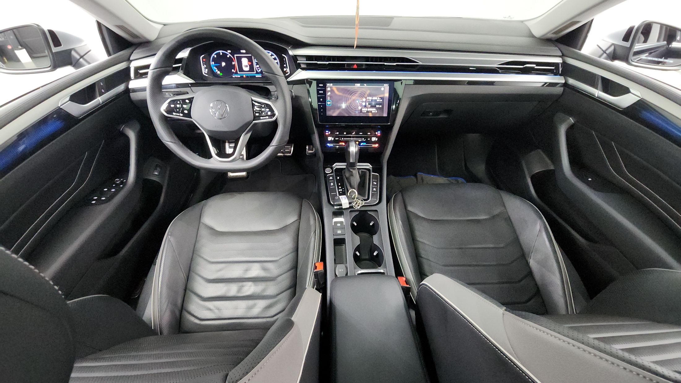 VOLKSWAGEN ARTEON 2023