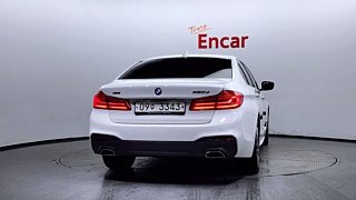 BMW 5-SERIES G30 2018