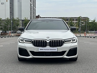 BMW 5-SERIES G30 520i M Sport 2022