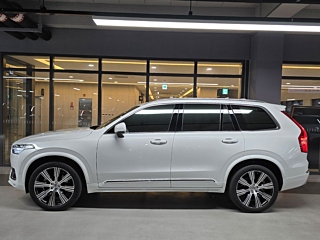 VOLVO XC90 2022