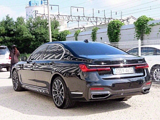 BMW 7-SERIES G11 2020