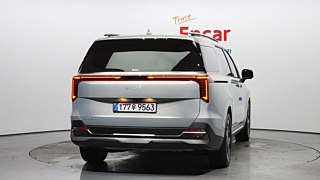 KIA CARNIVAL 2025
