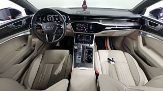 AUDI A7 4K 2021