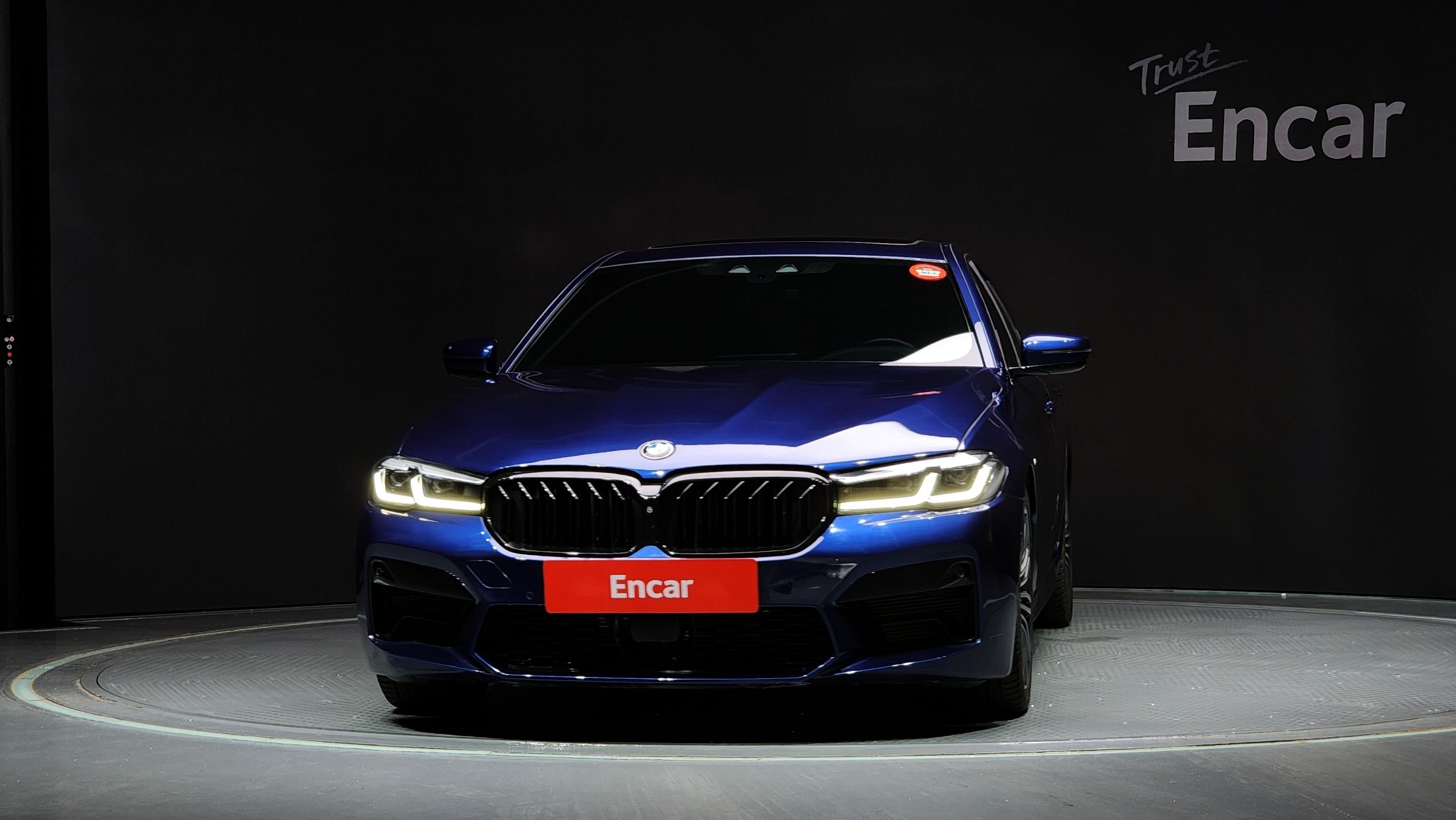 BMW 5-SERIES G30 2017