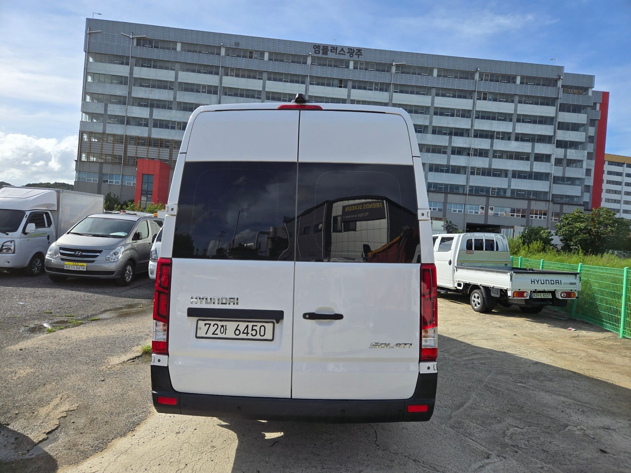 HYUNDAI SOLATI 2022