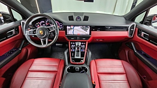 PORSCHE CAYENNE PO536 2021