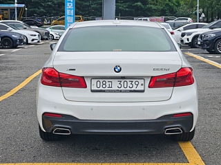BMW 5-SERIES G30 2018