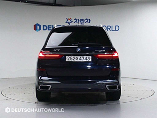 BMW X7 G07 2021