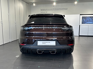 PORSCHE CAYENNE PO536 2023