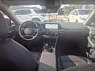 HYUNDAI SONATA DN8 2021