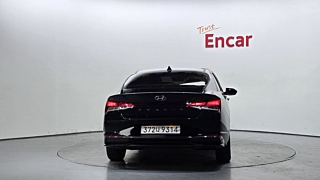 HYUNDAI AVANTE HYBRID CN7 2021