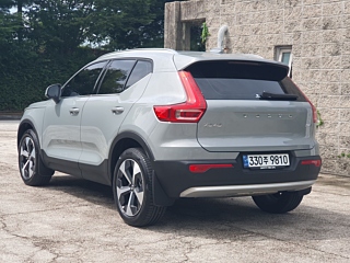 Заказать VOLVO XC40