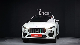 MASERATI LEVANTE 2016