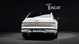 HYUNDAI GRANDEUR HYBRID GN7 2023