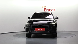 AUDI Q8 4M 2022