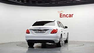 MERCEDES BENZ C-CLASS W205 2016
