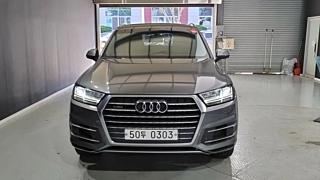 AUDI Q7 4M 2016