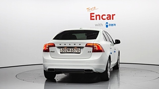VOLVO S60 2017