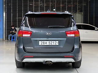 KIA CARNIVAL 2015
