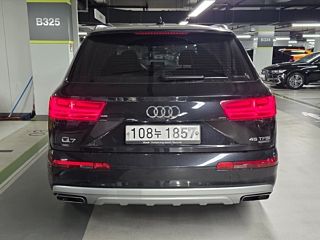 AUDI Q7 4M 2019