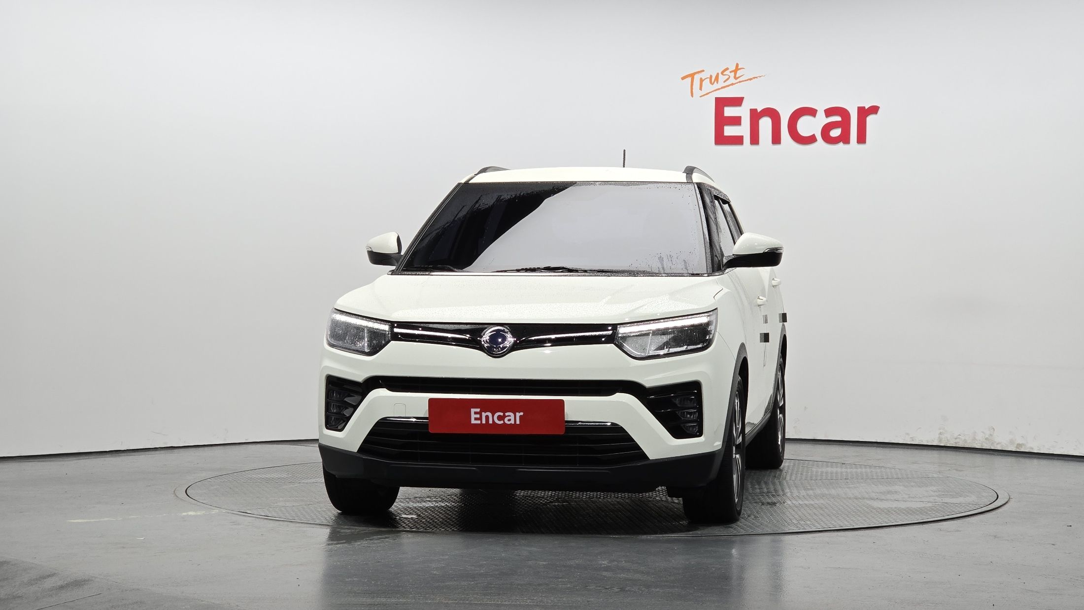 SSANGYONG TIVOLI VERY NEW 2019
