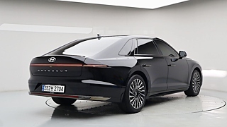 HYUNDAI GRANDEUR HYBRID GN7 2023