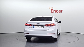 HYUNDAI AVANTE AD 2016