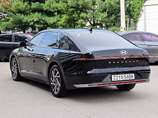 HYUNDAI GRANDEUR HYBRID GN7 2023