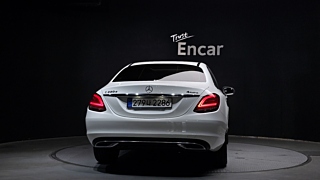 MERCEDES BENZ C-CLASS W205 2020