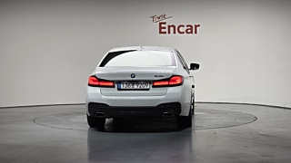 BMW 5-SERIES G30 2022