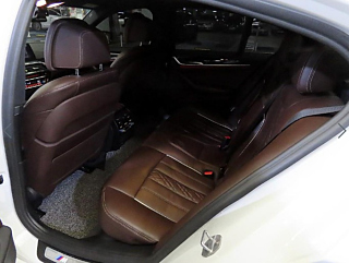 BMW 5-SERIES G30 2019