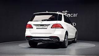 MERCEDES BENZ GLE-CLASS W166 2016