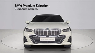 BMW 5-SERIES G60 2023