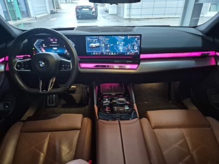 BMW 5-SERIES G60 2023