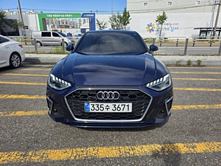 AUDI A4 B9 2021