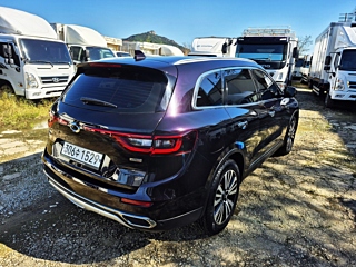 SAMSUNG QM6 2019