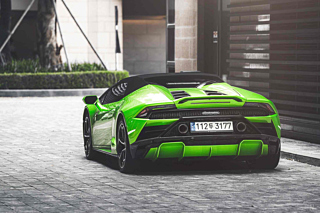 LAMBORGHINI HURACAN 2021